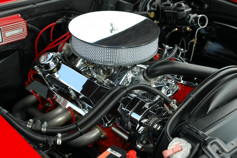 garagiste-LA MOTTE-min_car-engine-1548434